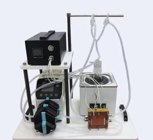 极端温度下超级电容器用十吨级离子液体基电解液 制备成套技术